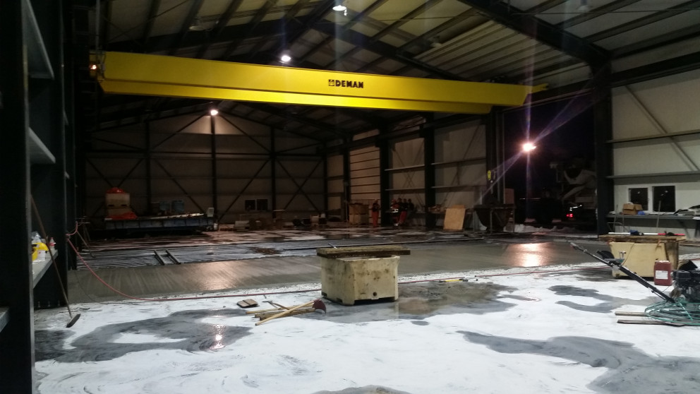 980 m2 gólfflötur með 15 tonna brúkrana ætti að duga undir fjölbreytt verkefni framtíðarinnar.